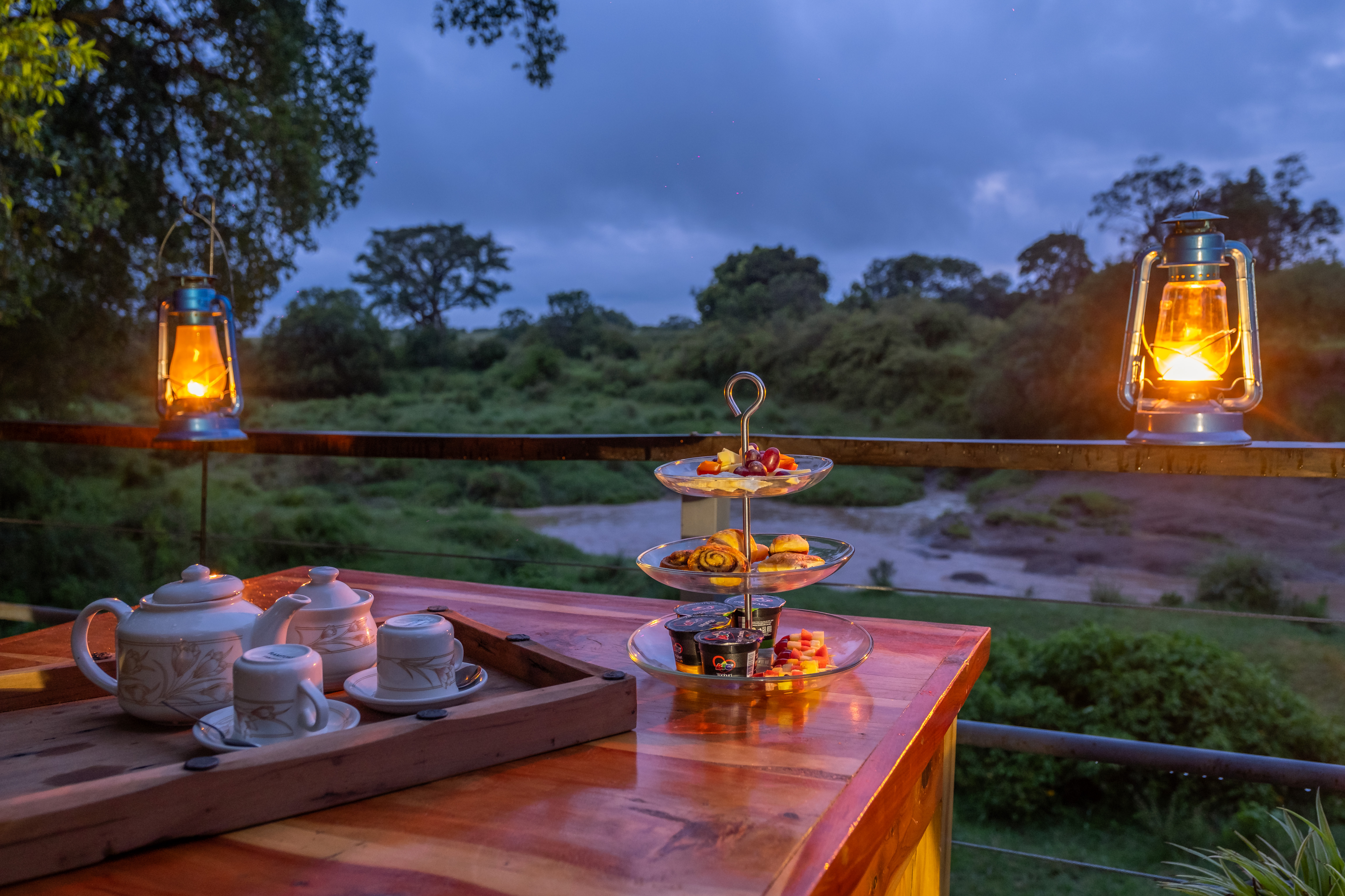 Dawn tea service over the Olare Orok